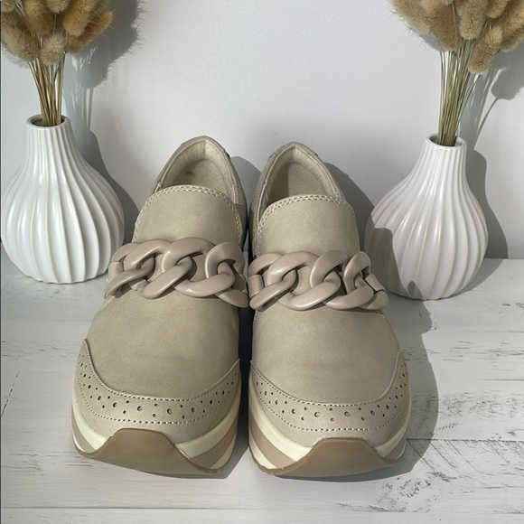 (Sold)DV by Dolce Vita Women's Cream Loafers - Picture 2 of 7